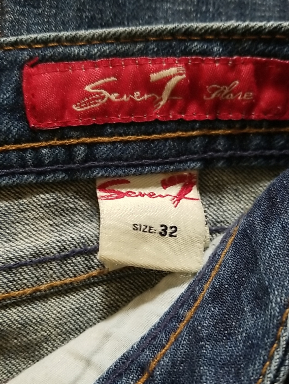Seven7 Vintage Women's Medium Blue Denim Jeans with Tan Pocket Stitch - Size 32 - Picture 3 of 4